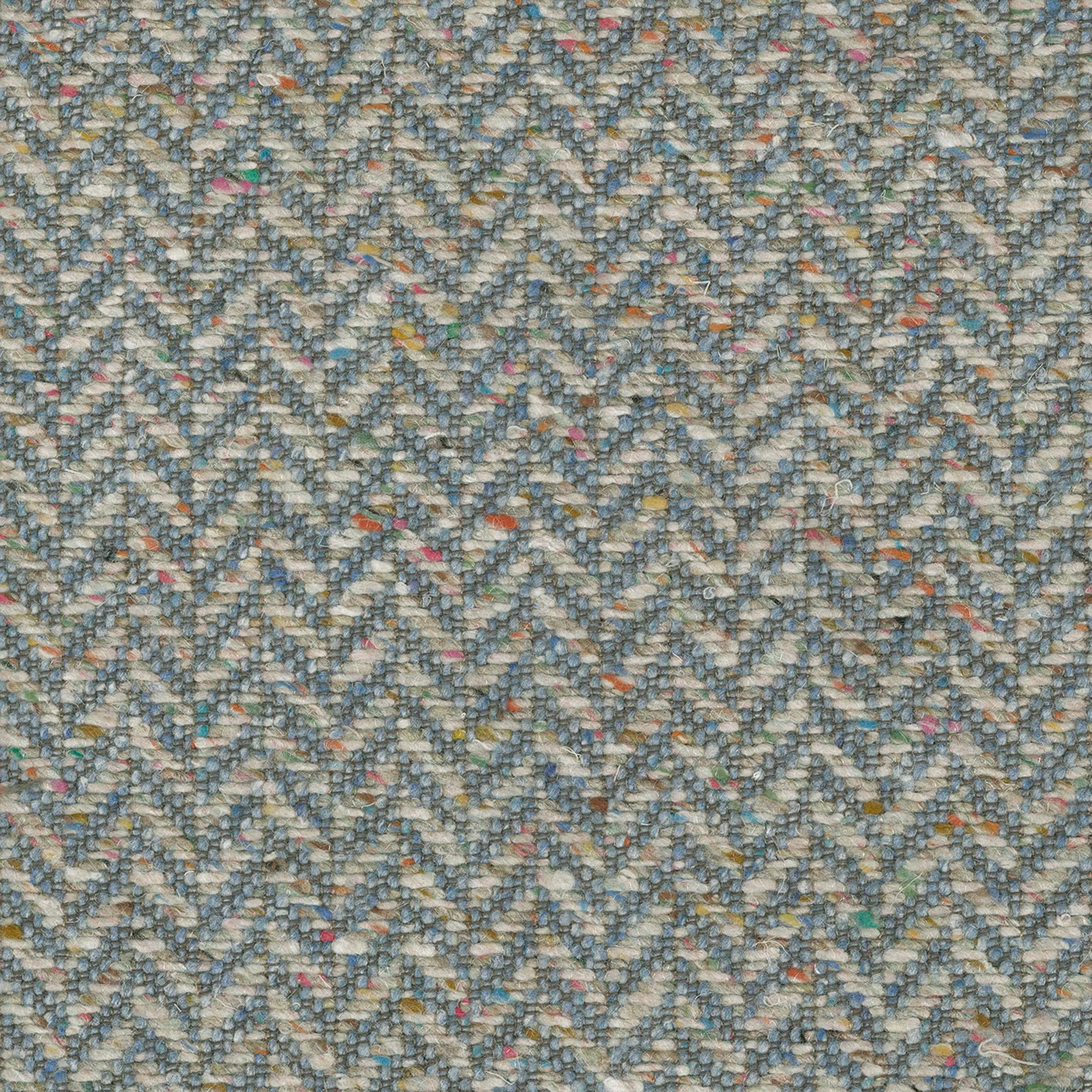 1279-06 Trace - Bright Bluestone