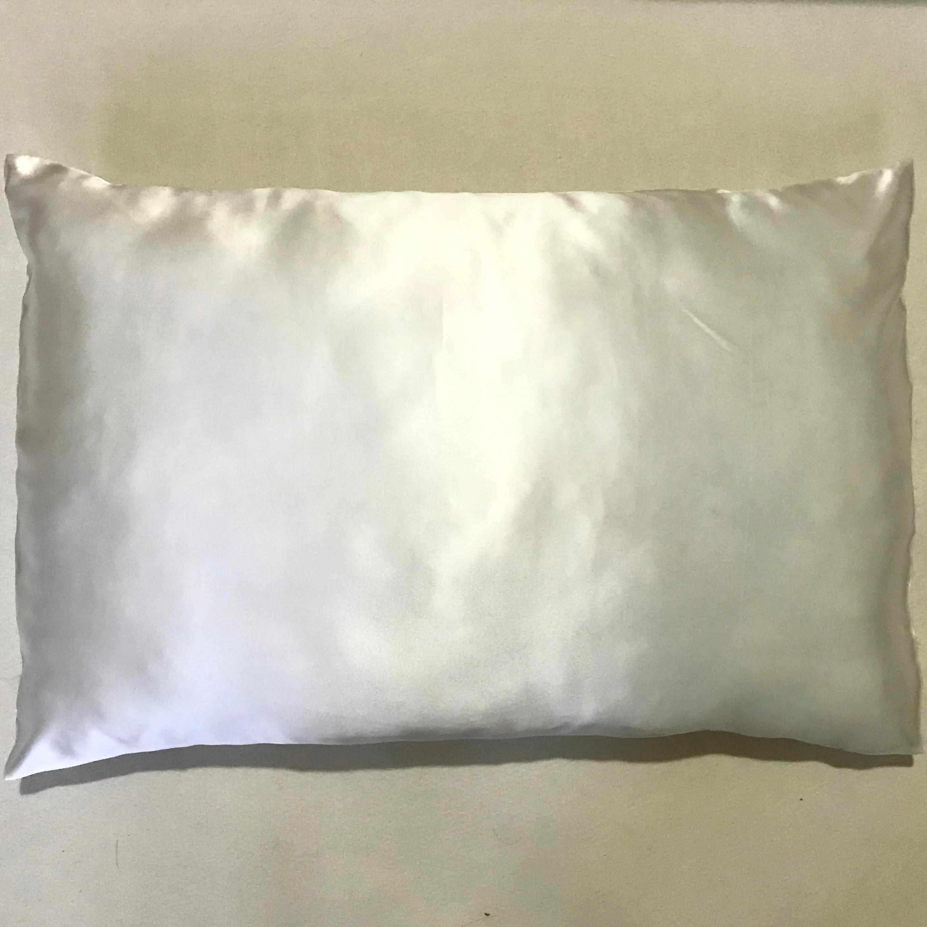 2-in-1 Natural Silk Sleeping Pillowcase Set with Eyemask (White)