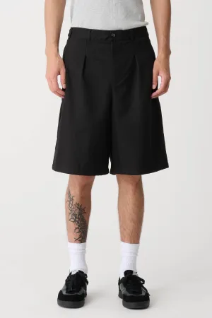 AMPLIFY PLEATED SHORT - BLACK