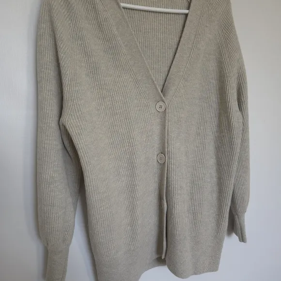 BABATON ARITZIA BESPOKE CARDIGAN WOMENS GRAY BUTTON DOWN (SMALL)