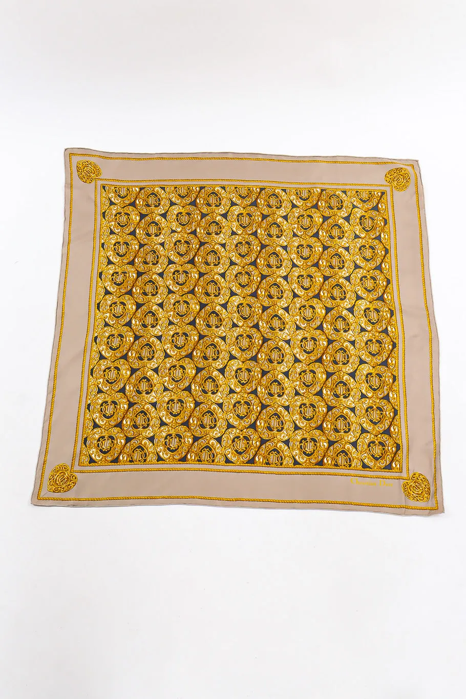 Baroque Heart Print Scarf