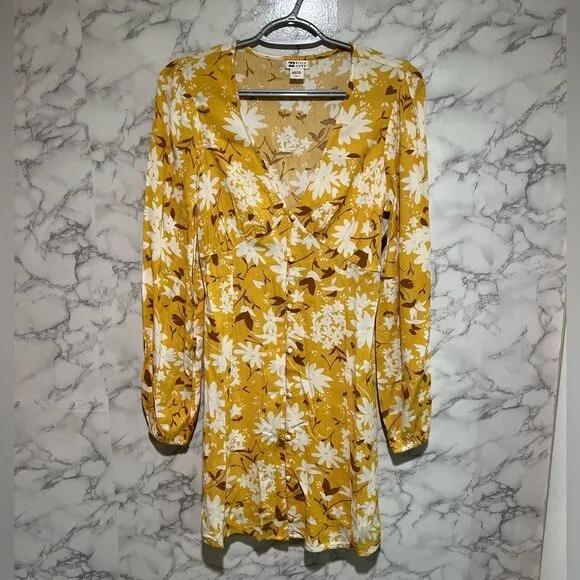 Billabong Night Out Floral Long Sleeve Button-Up Dress Size S