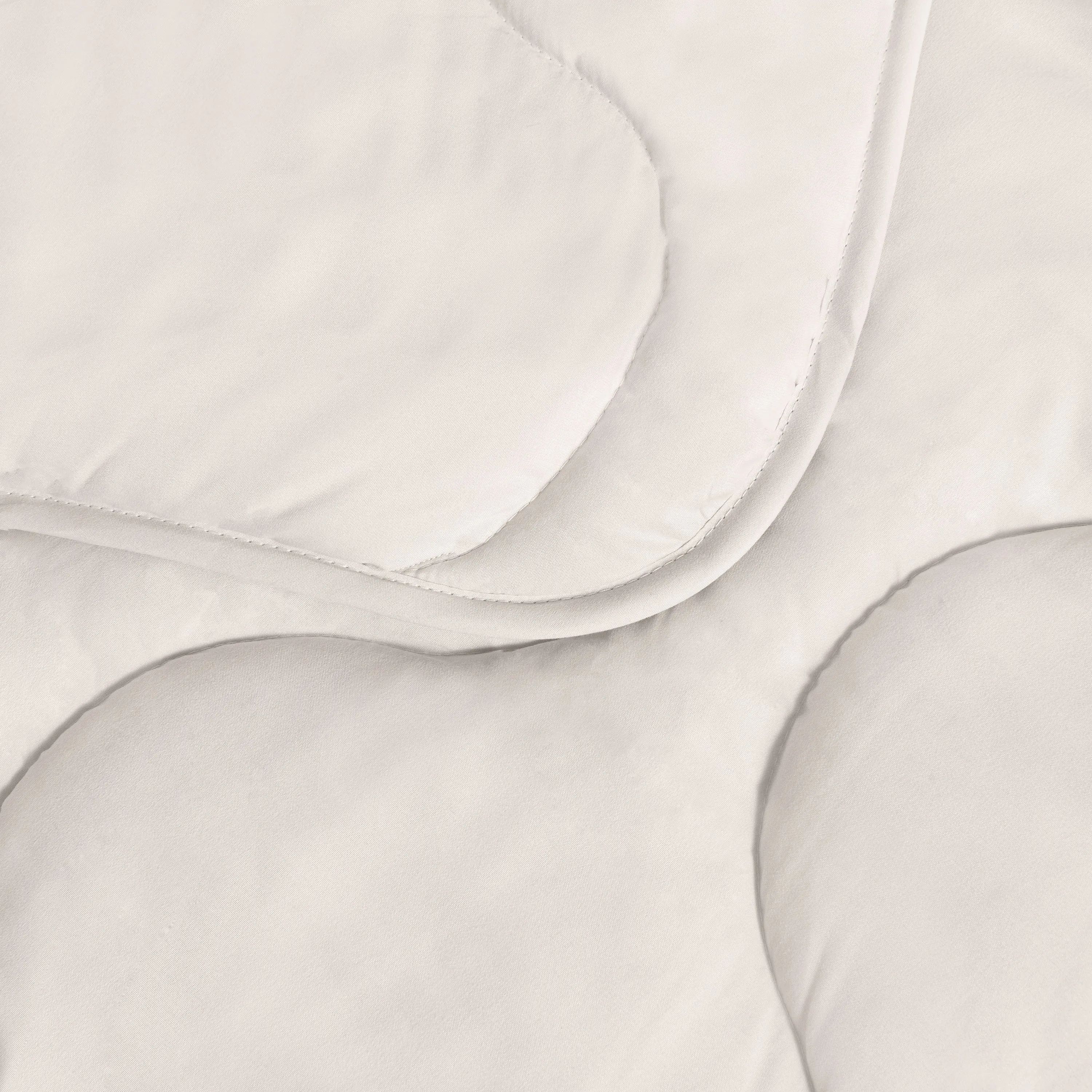 Buttery Recycled BottleBounce Blanket | Multiple Colours