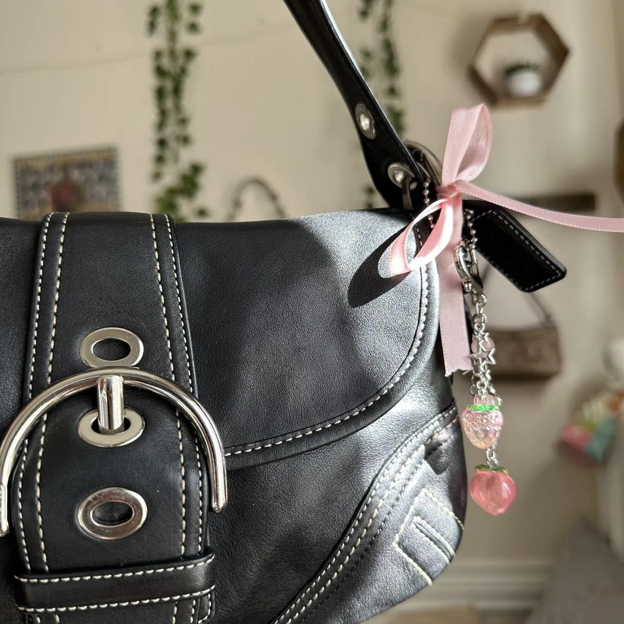 Coach mini soho leather baguette 🍒✨💕