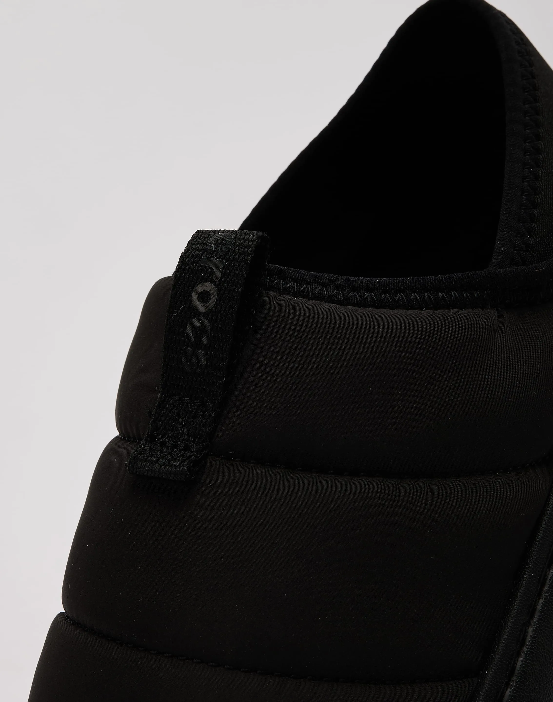 Crocs Classic Puff Moc Grade-School
