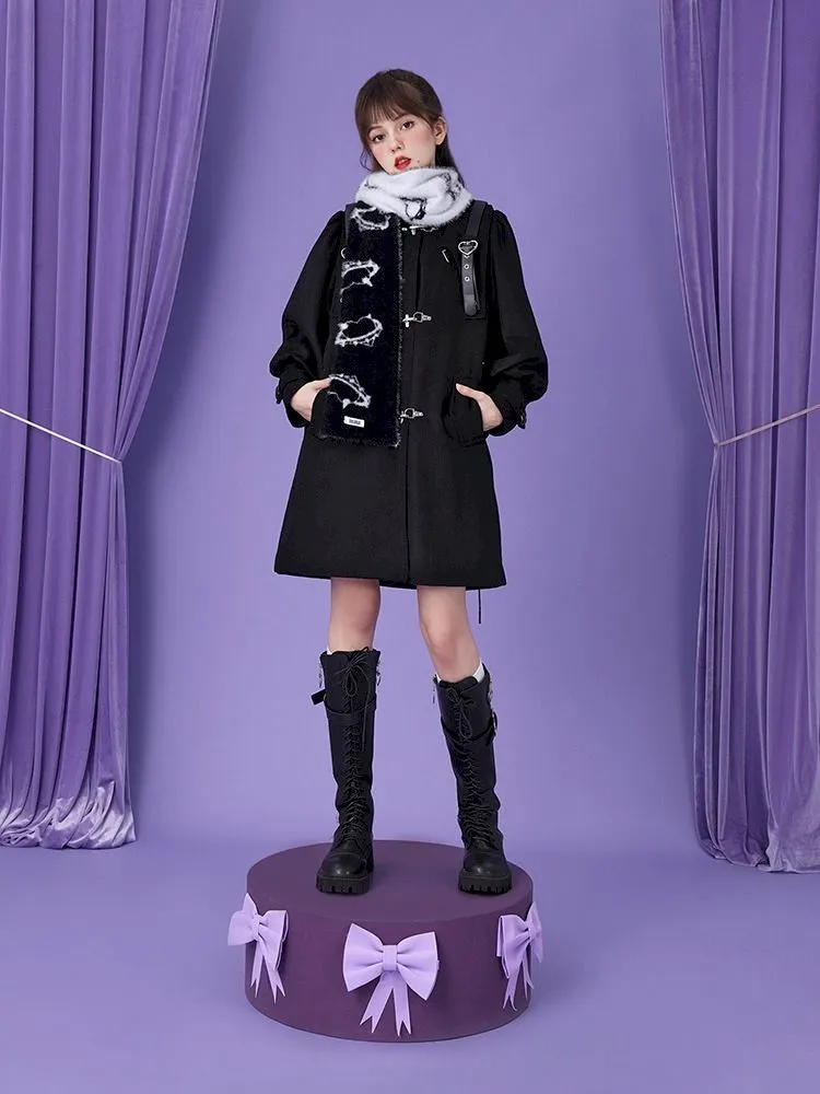 dark metal belt buckle wool quilted coat