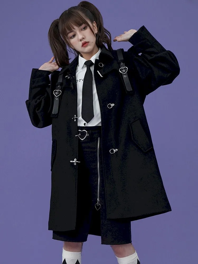 dark metal belt buckle wool quilted coat
