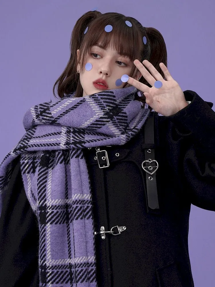 dark metal belt buckle wool quilted coat