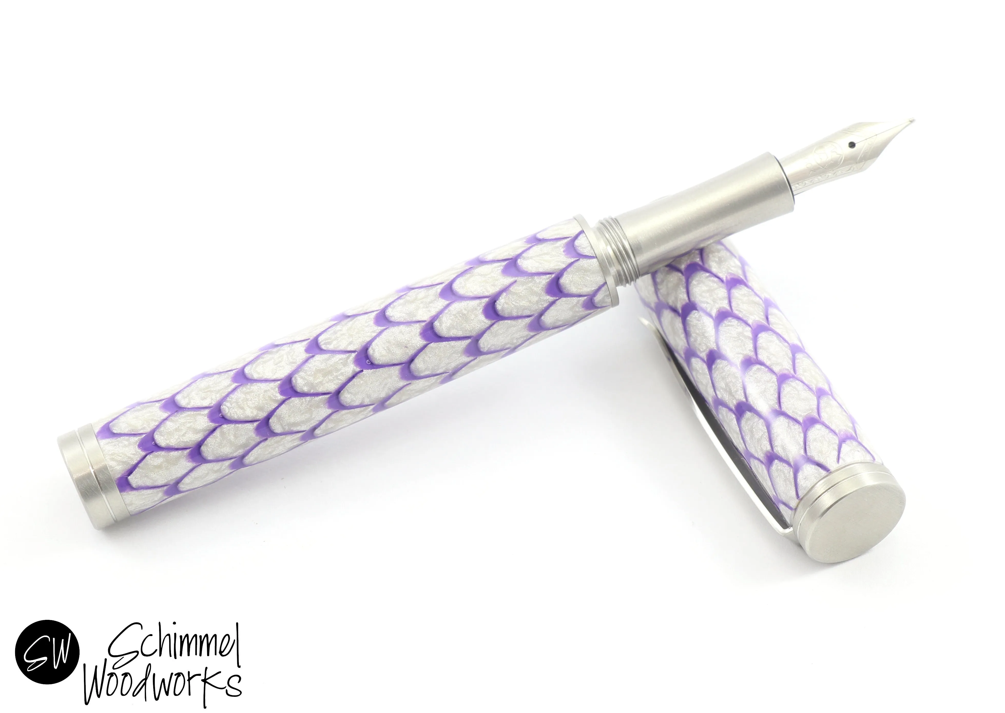 Dragon Scale Fountain Pen