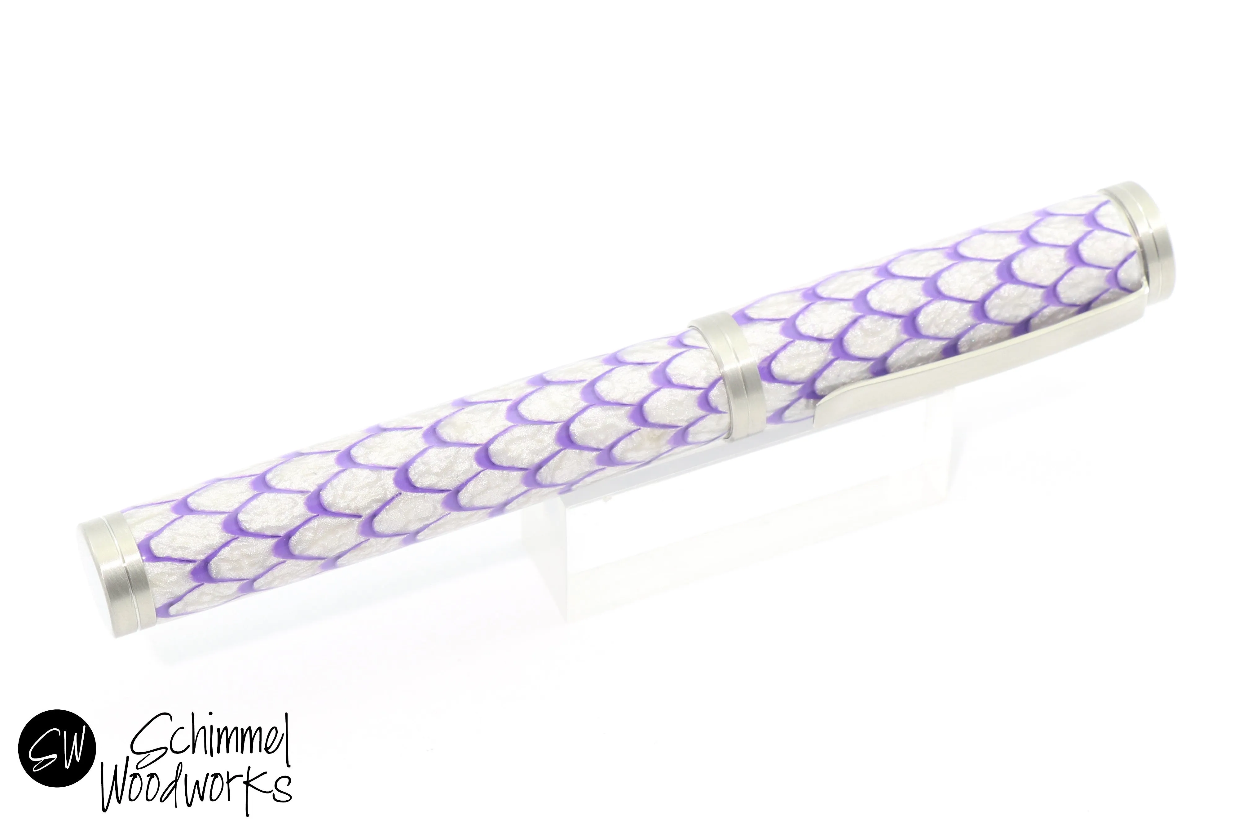 Dragon Scale Fountain Pen