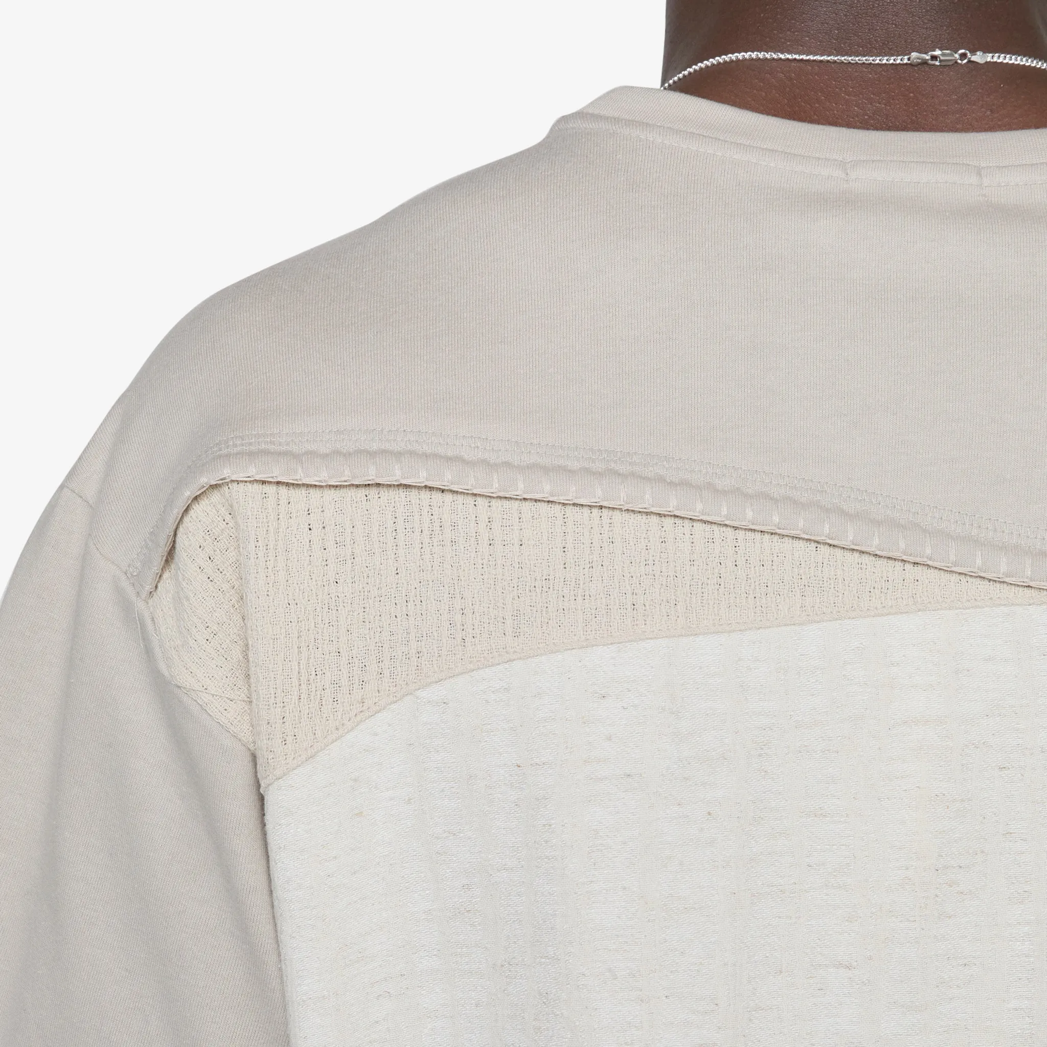 Ep.6 02 T-Shirt Ivory