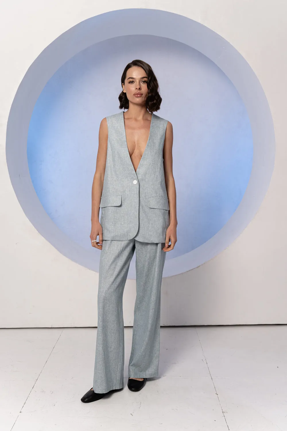 Gray-blue long linen vest without collar