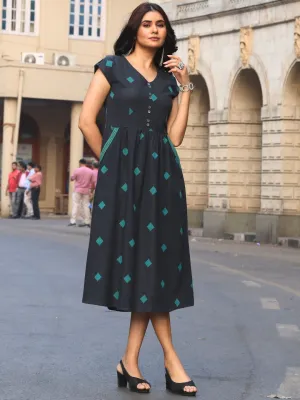 Grey Geometric Woven Design Midi Dress with Embroidered Pockets