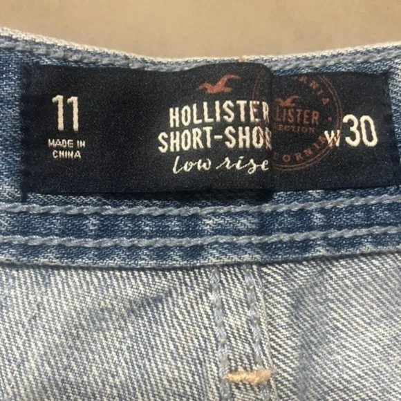 HOLLISTER Low Rise Crochet Jean Shorts