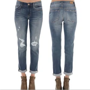Judy Blue Boyfriend Fit Medium Wash Distressed Jean