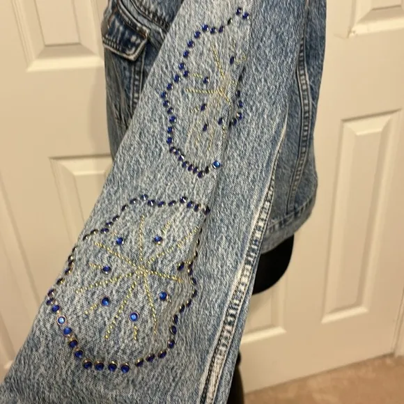 Kut From The Kloth Dolly Rhinestone Crop Denim Jacket