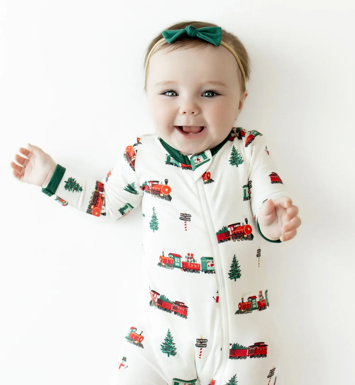 Kyte Baby - Zippered Footie - Holiday Train