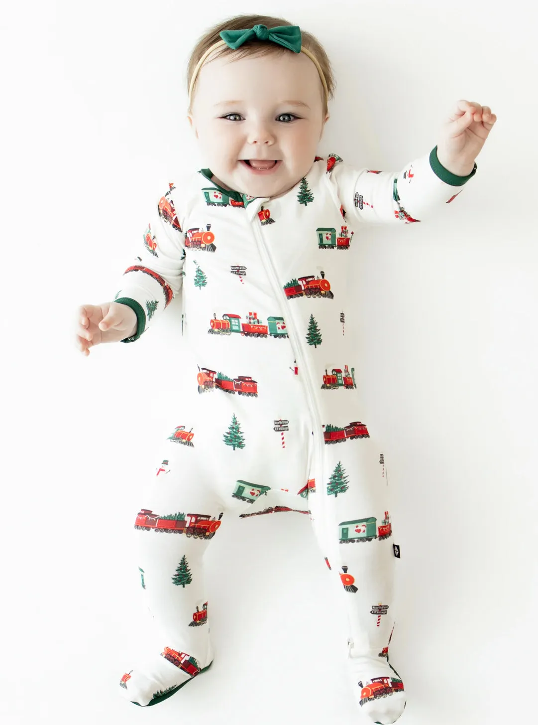 Kyte Baby - Zippered Footie - Holiday Train