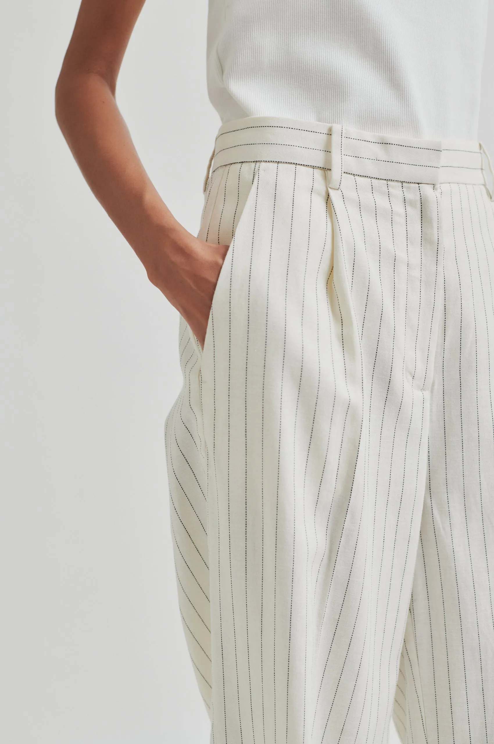 Linostri Trousers