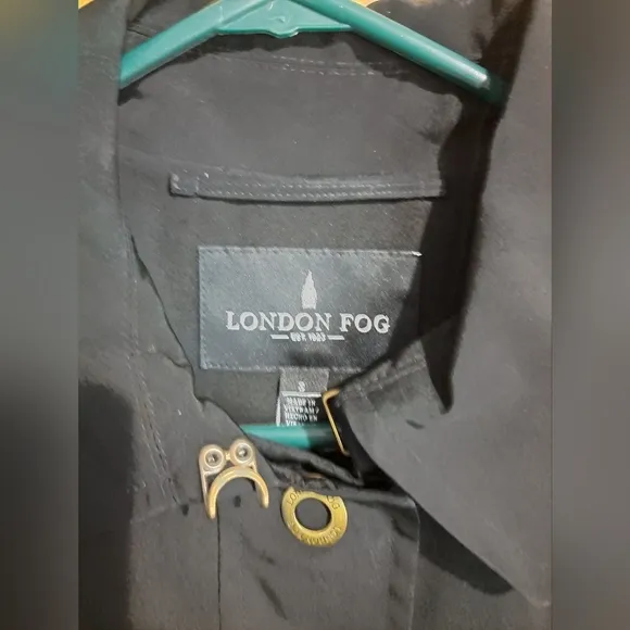 London fog coat. Size Small
