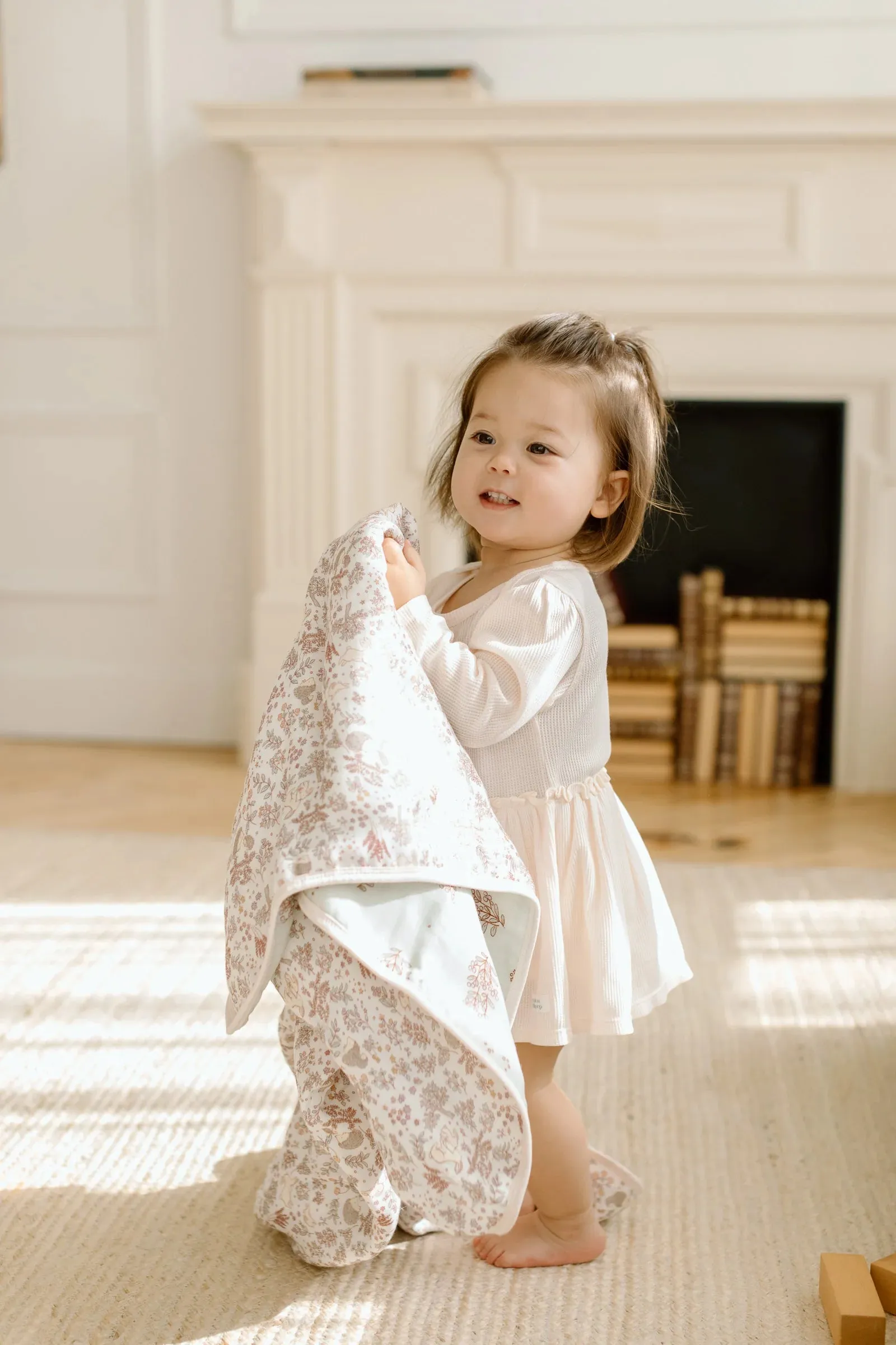 Loulou Lollipop Luxe Muslin Quilt Blanket - Hedgehog Forest