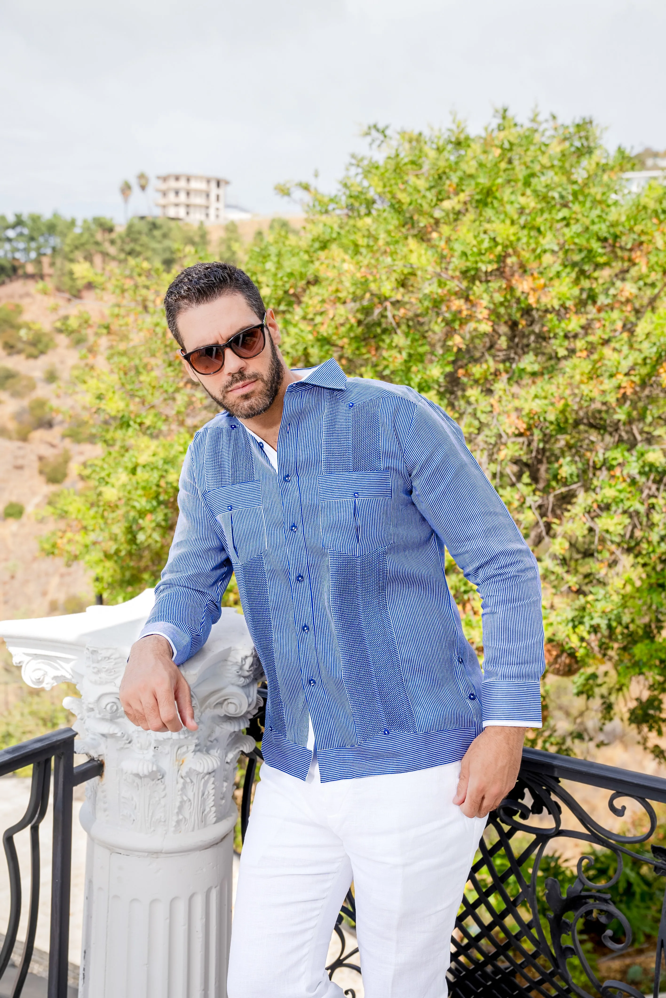 Mojito Men’s 100% Linen Contrast Panel Guayabera Long Sleeve with Refined Detailing