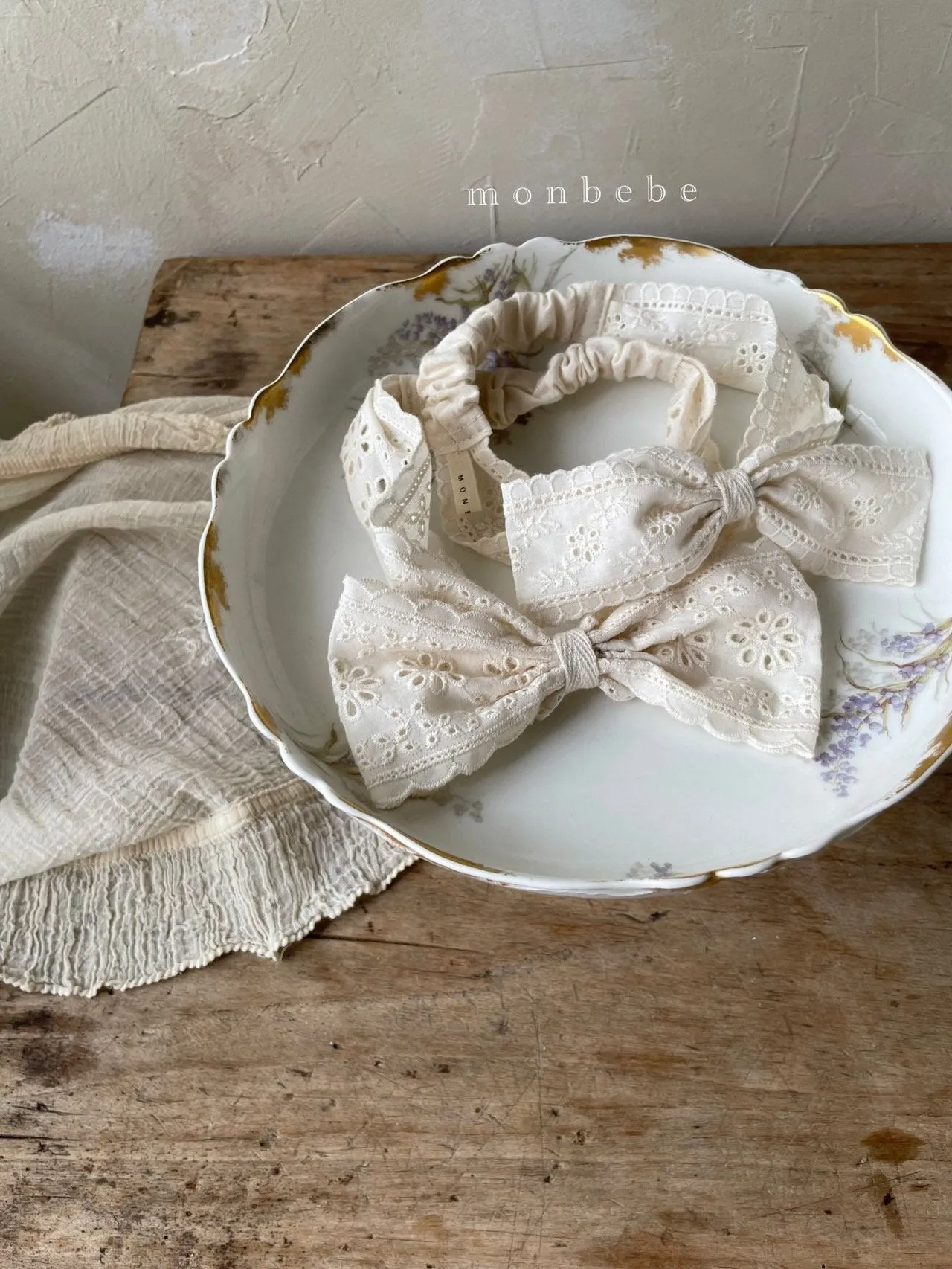 Monbebe Lace Bow Headband (2 options)