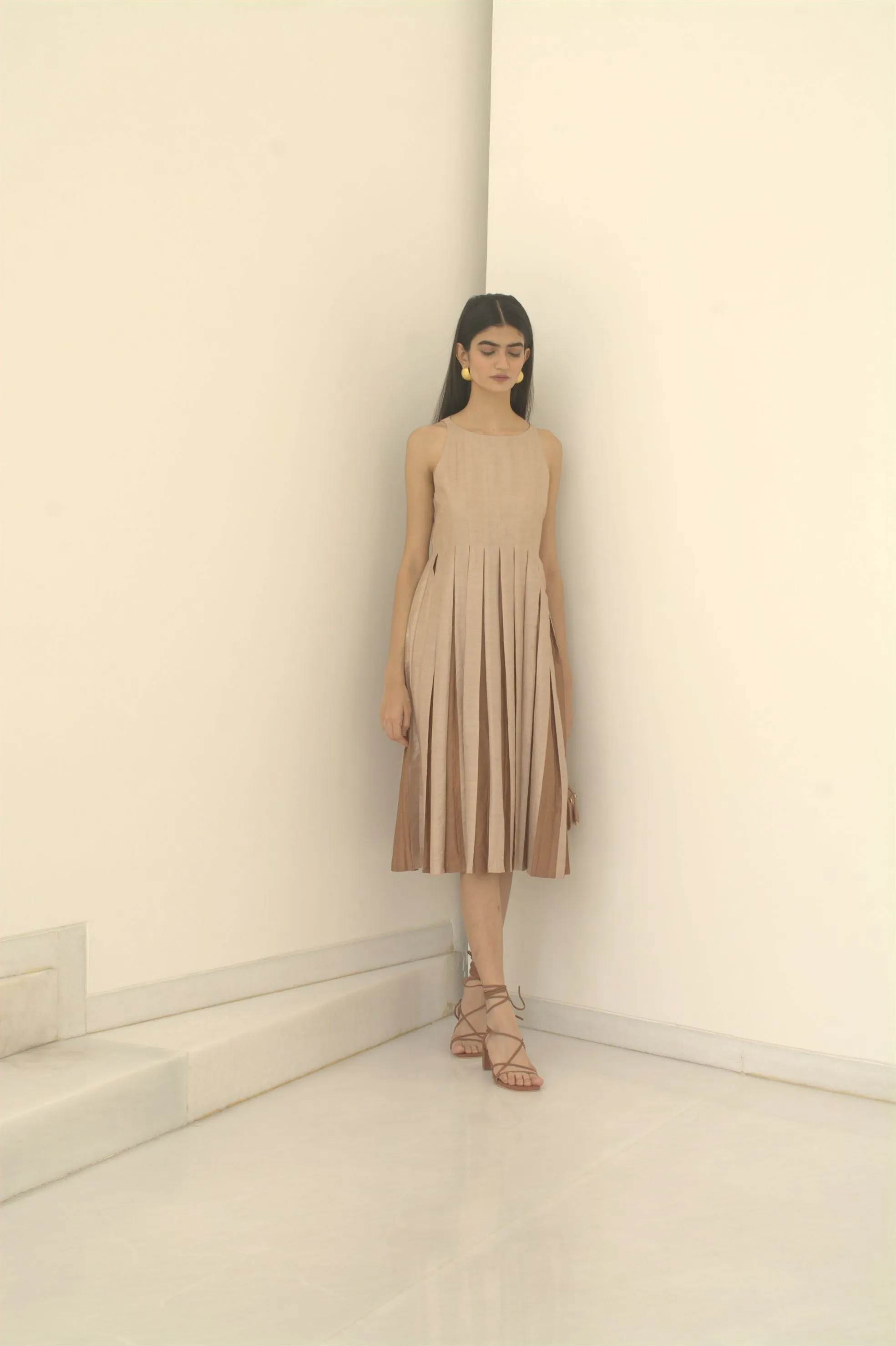 New Season Summer to Fall 2024-Dress Two Toned Silk Amber Off White-C/TS/010-Suzanne-Fashion Edit Hemji