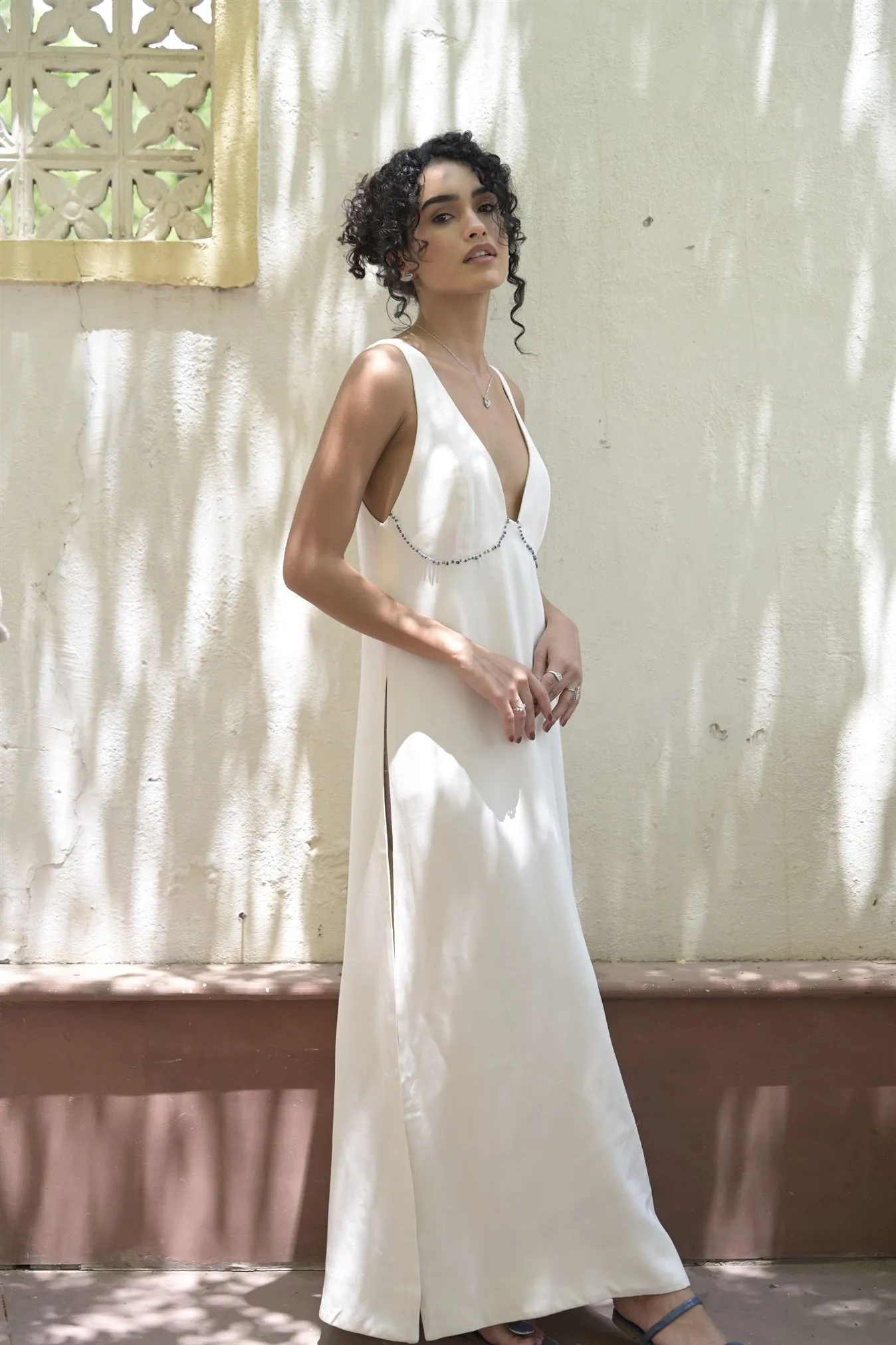 New Season Summer to Fall 2024-Top Singlet Silk Crepe White-WH/CR/070-Suzanne-Fashion Edit Hemji