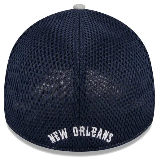 NFL 39THIRTY Piped Two-Tone Flex Hat