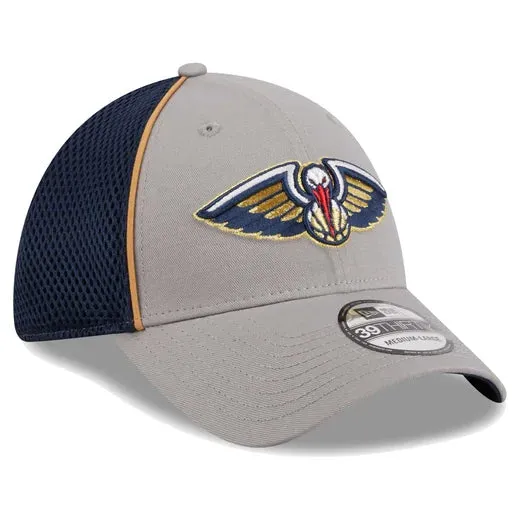 NFL 39THIRTY Piped Two-Tone Flex Hat