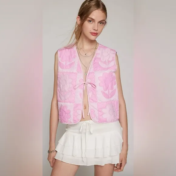 NWT Urban Outfitters Kimchi Blue Floral Vest