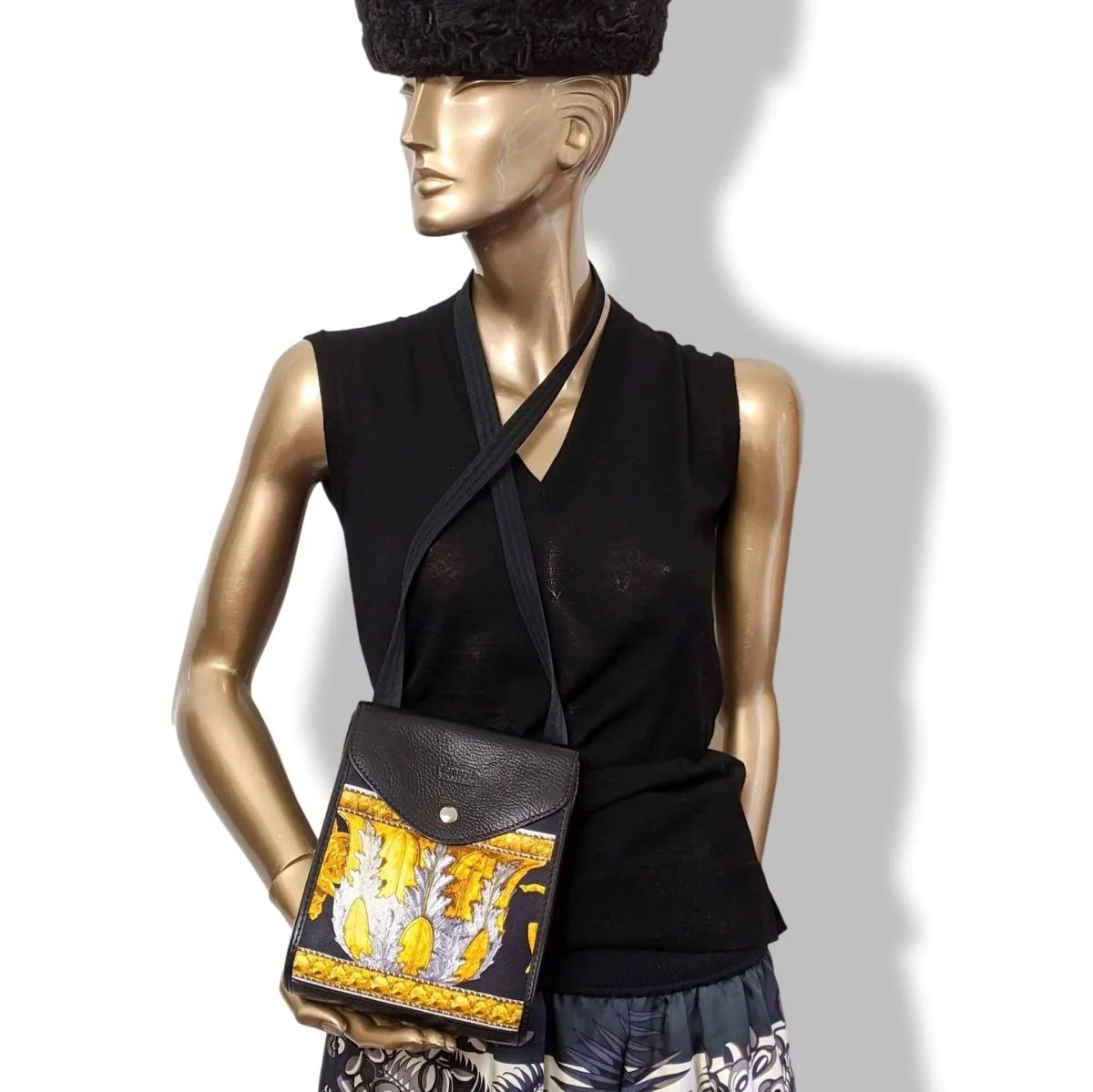Pierangelo Masciadri Black/Gold Silk Leather Crossbody Pochette Bag Double Flaps New!