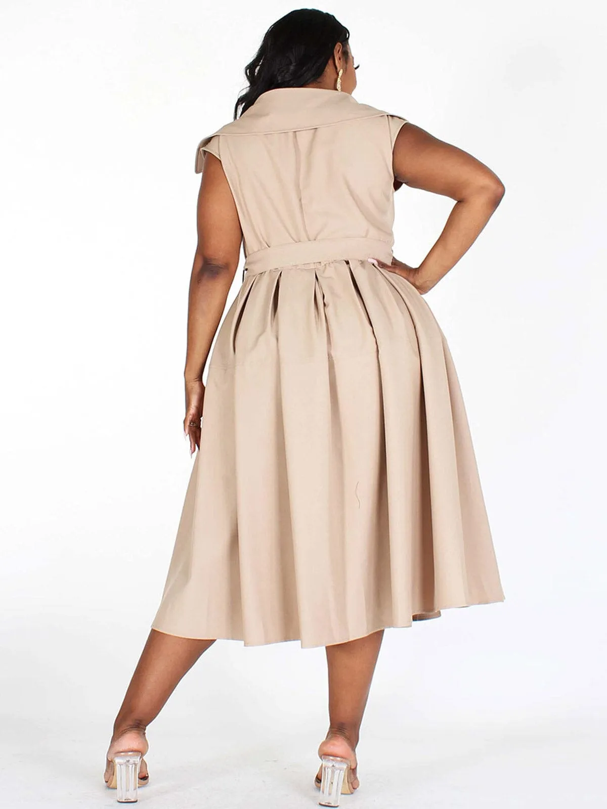 PLUS SIZE SLEEVELESS BUTTON CLOSURE POCKETS BELTED MIDI DRESS