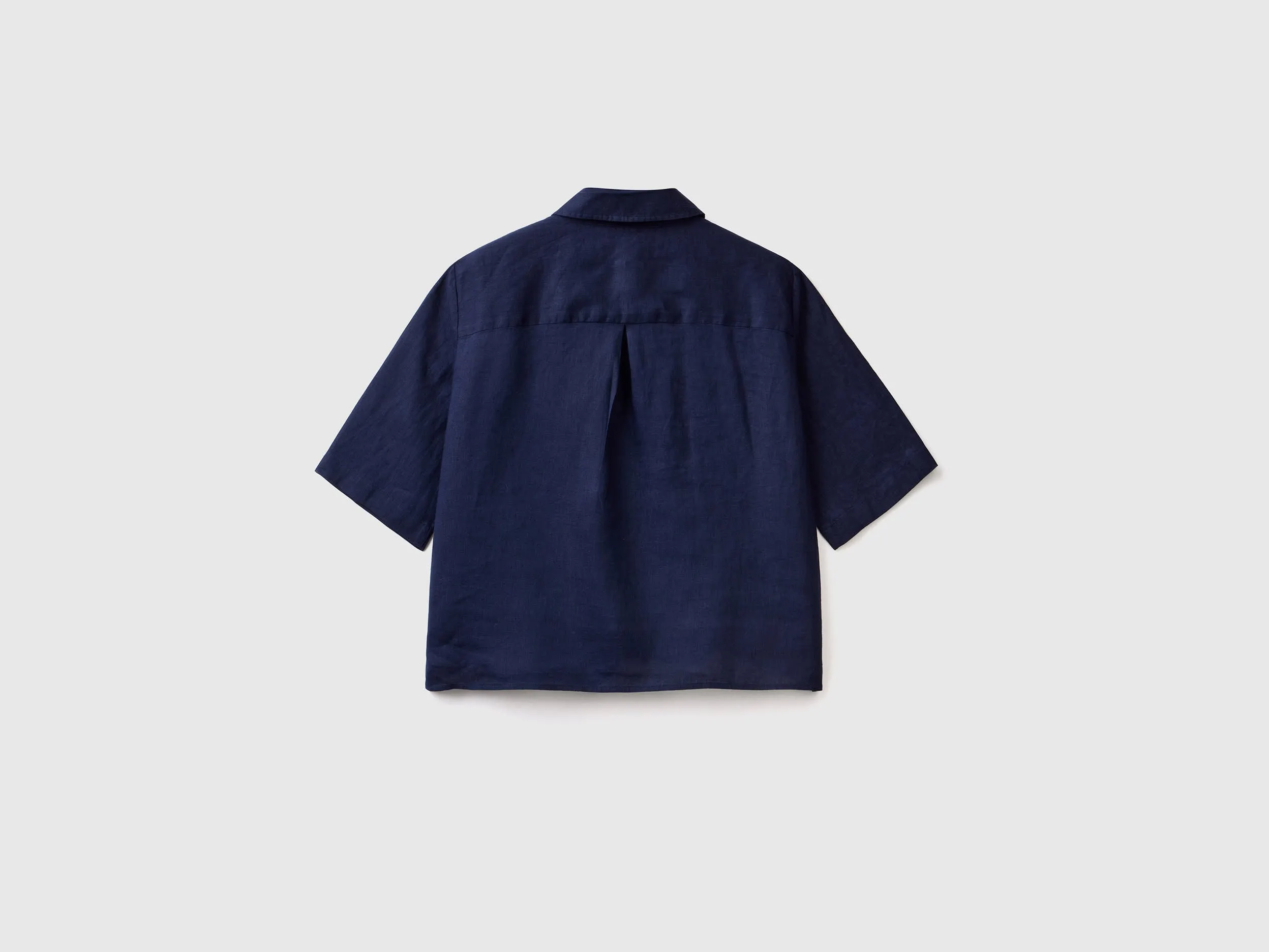 Regular Fit Collared Neck Solid Shirt
