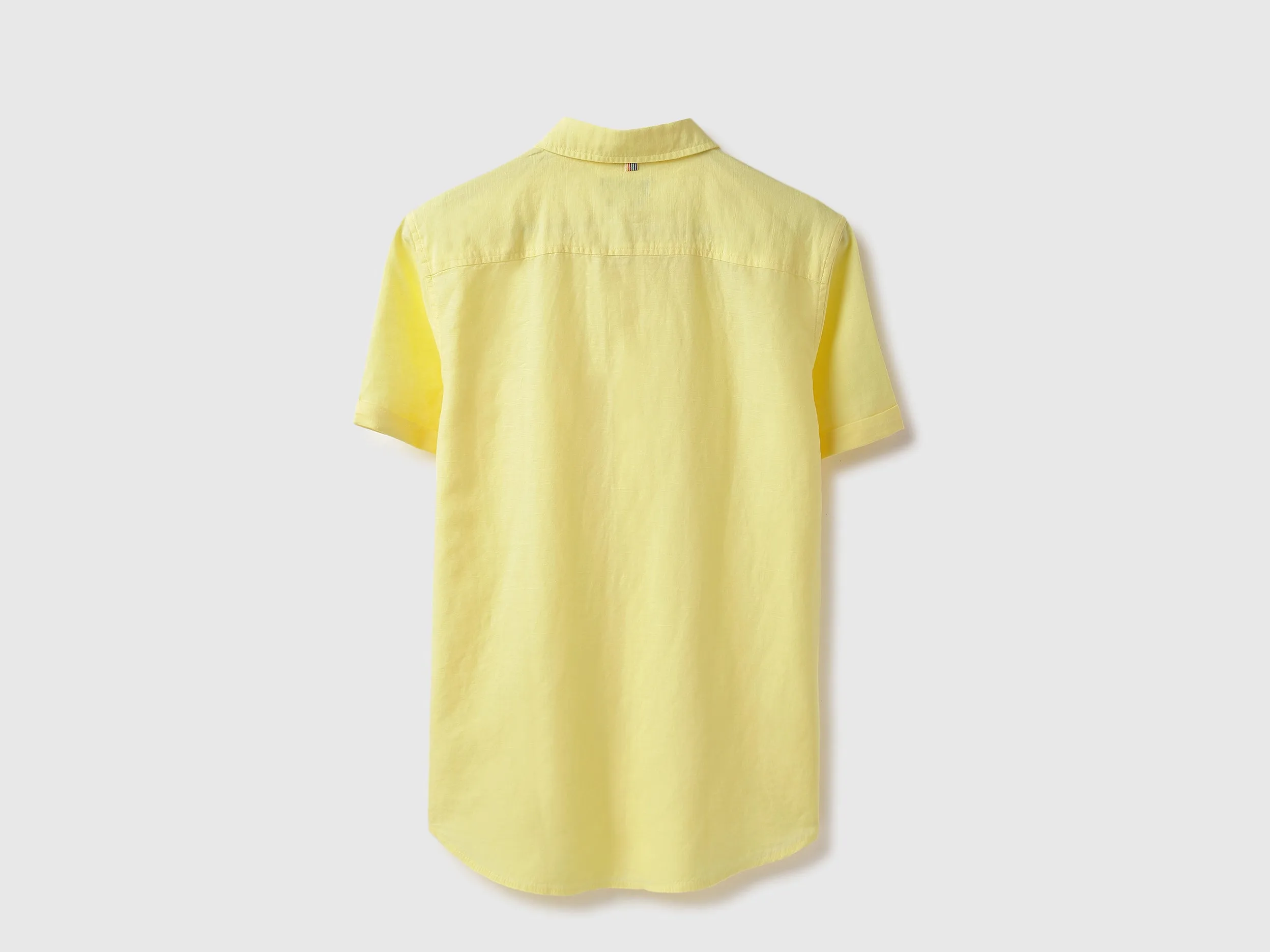 Regular Fit Spread Collar Solid Shirt