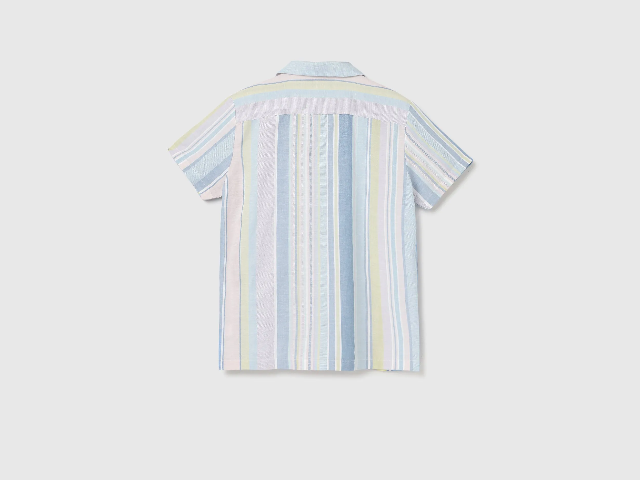 Regular Fit Spread Collar Striped Shirt