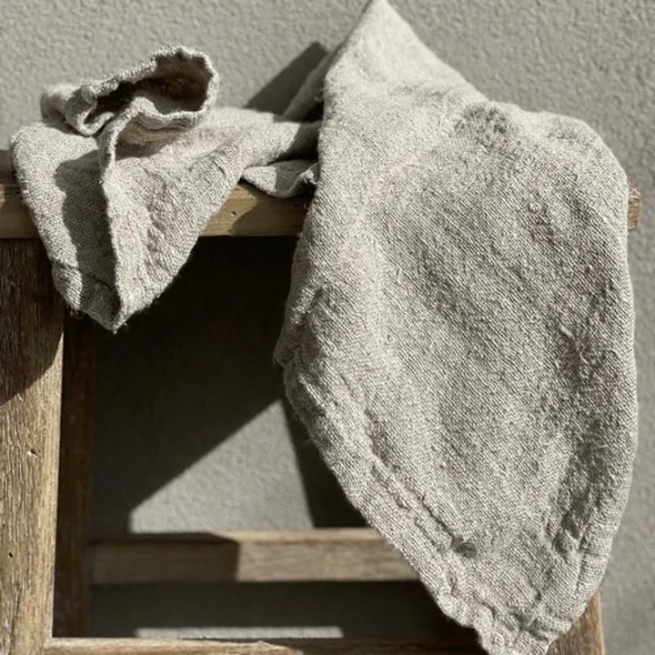 RUSTIC LINEN: AUDREY HAND TOWEL - NATURAL