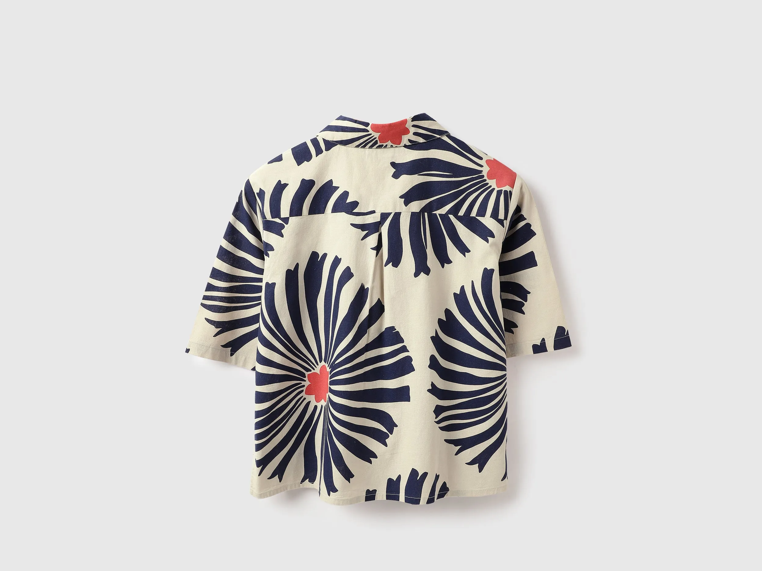 Spread Collar Printed Shirt