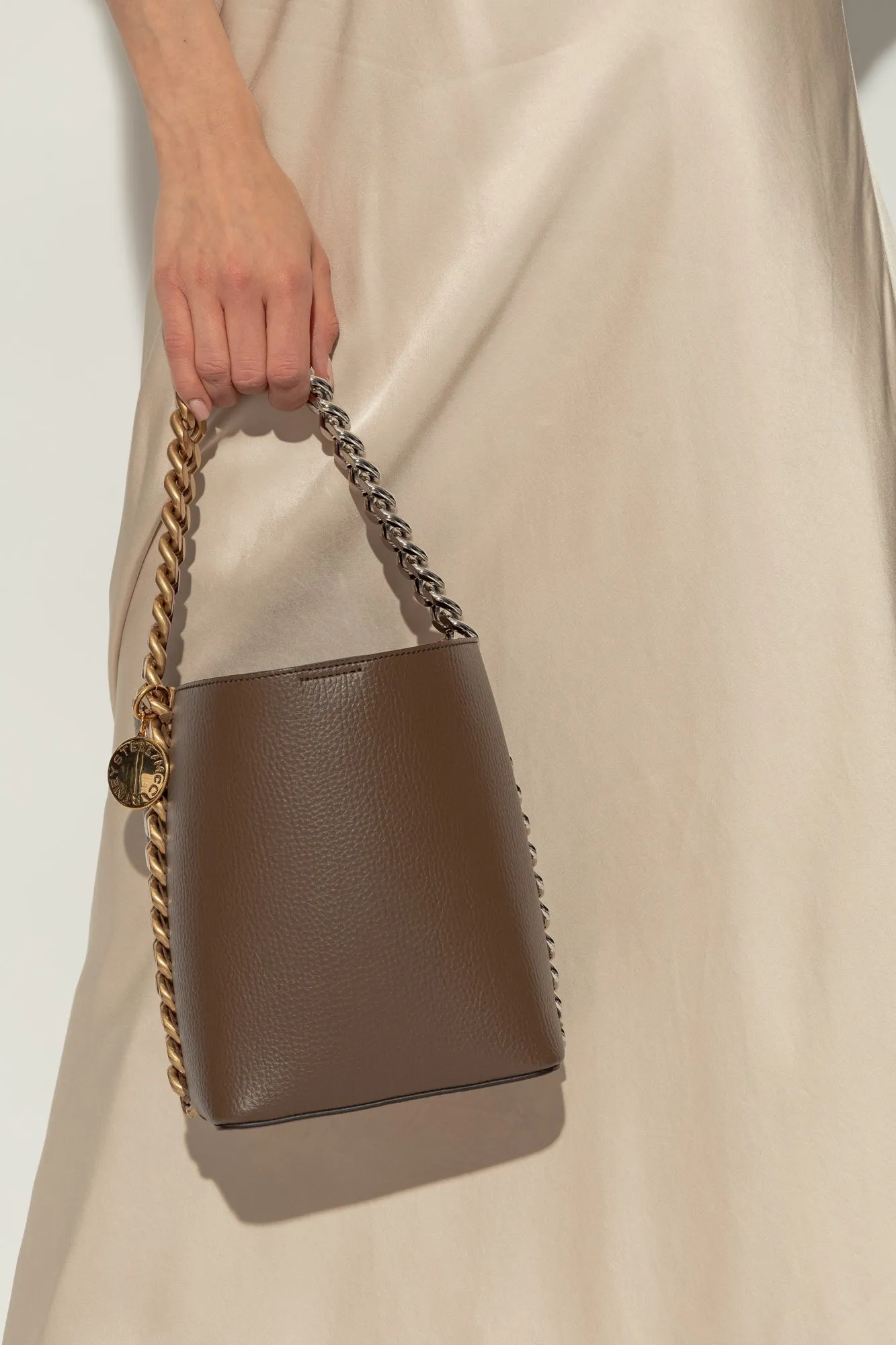 Stella McCartney ‘Frayme’ bucket-style shoulder bag in BROWN - UNI