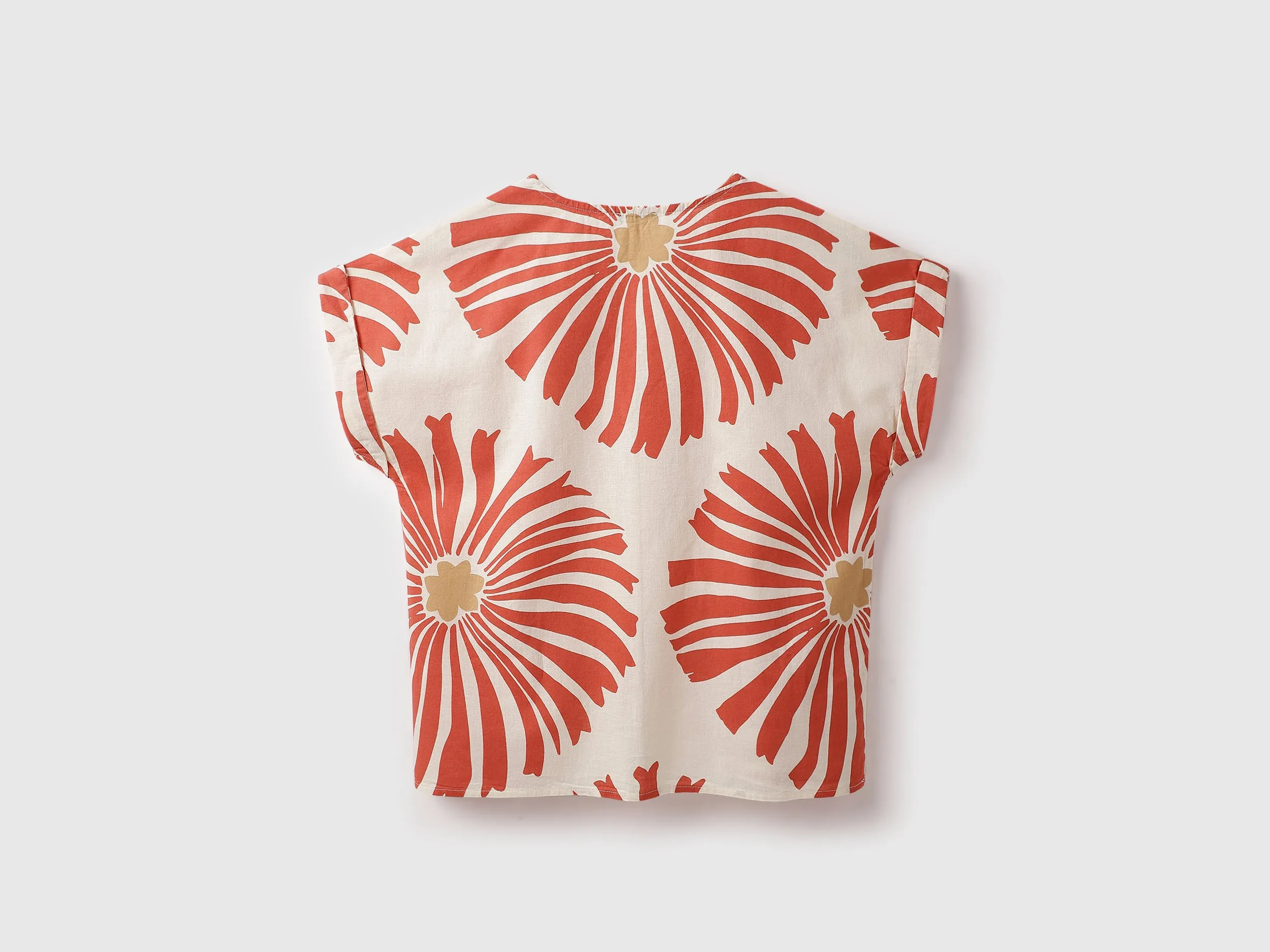 V-Neck Printed Regular Top