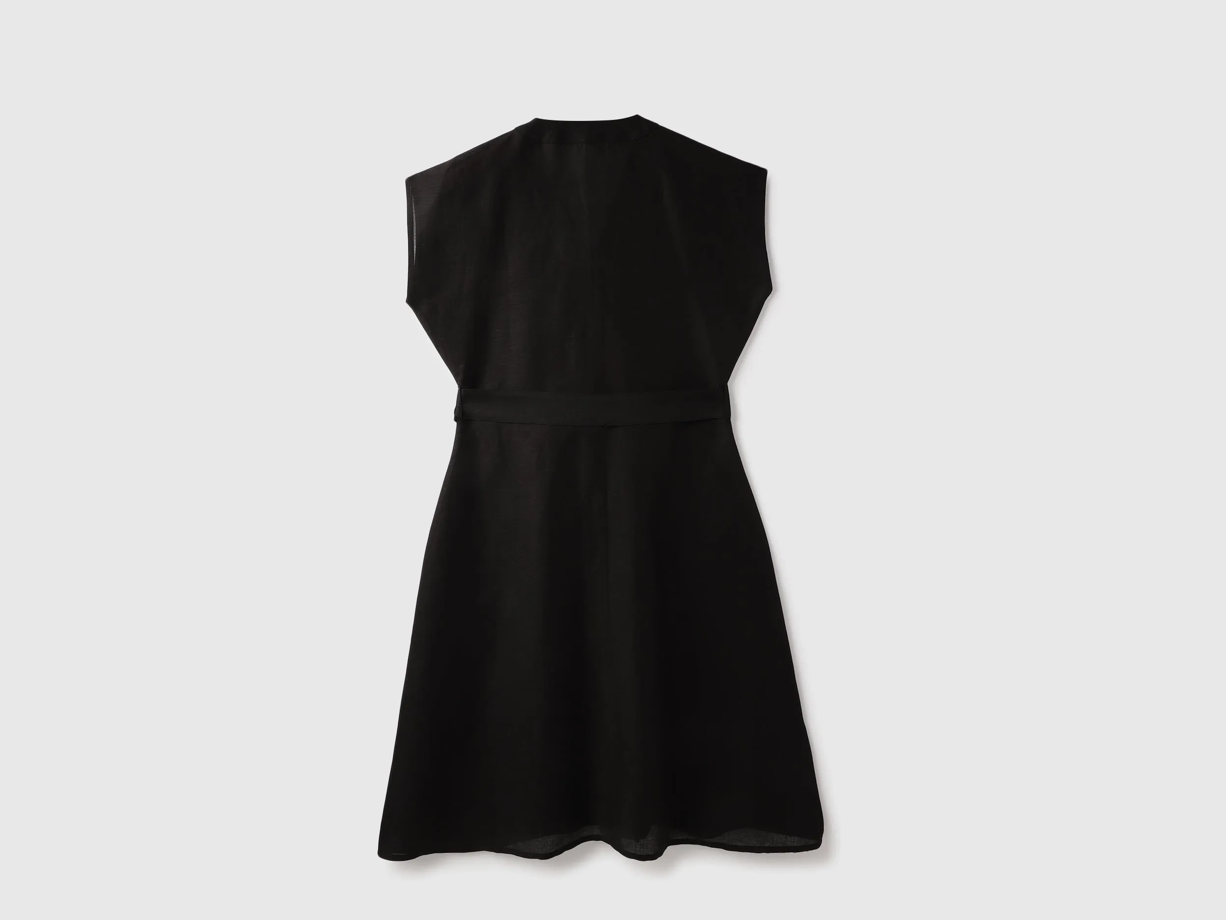 V-neck Solid Sheath Dress