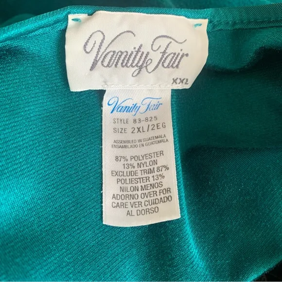 Vanity Fair Vintage Embroidered Fleece Housecoat Robe Size XXL