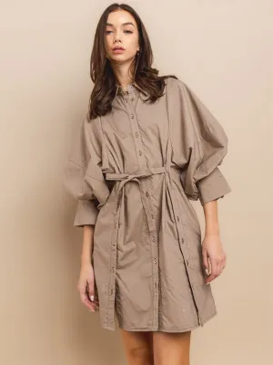 WOMEN'S LONG RUCHED SLEEVE BUTTON UP SELF TIE MINI DRESS